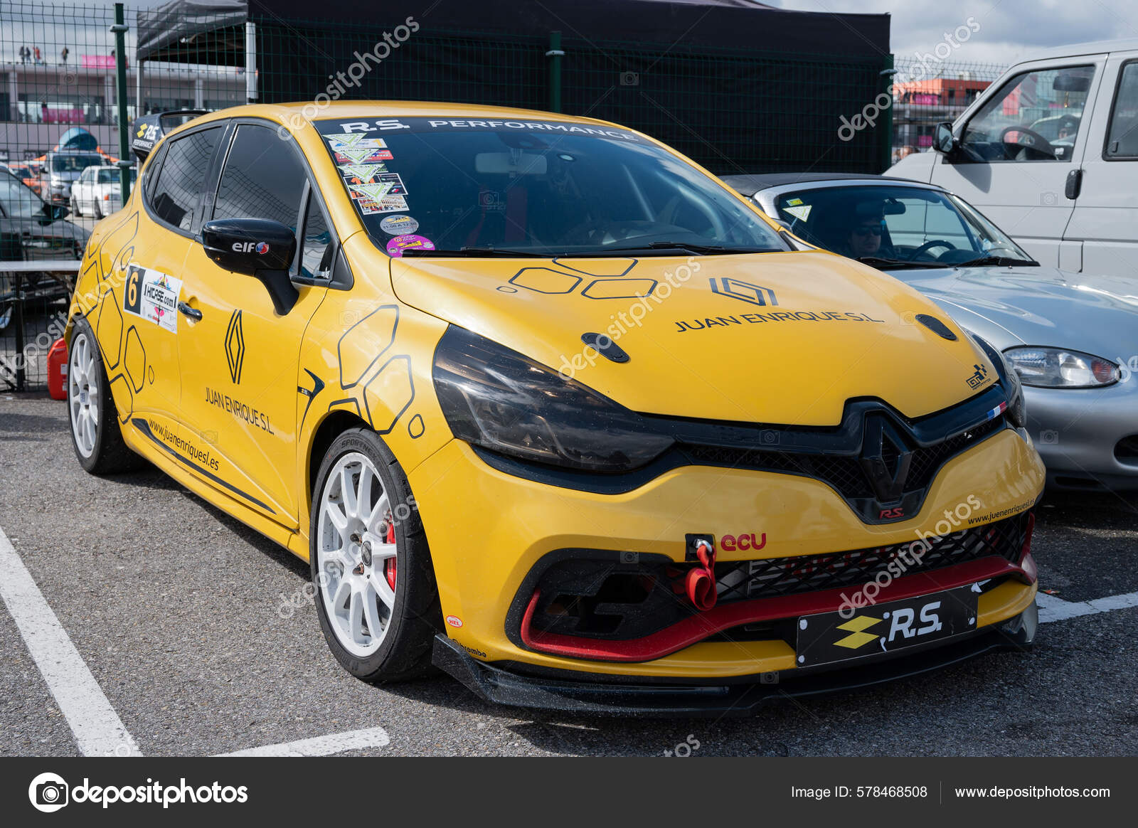 Renault Clio Race Track – Stock Editorial Photo ...