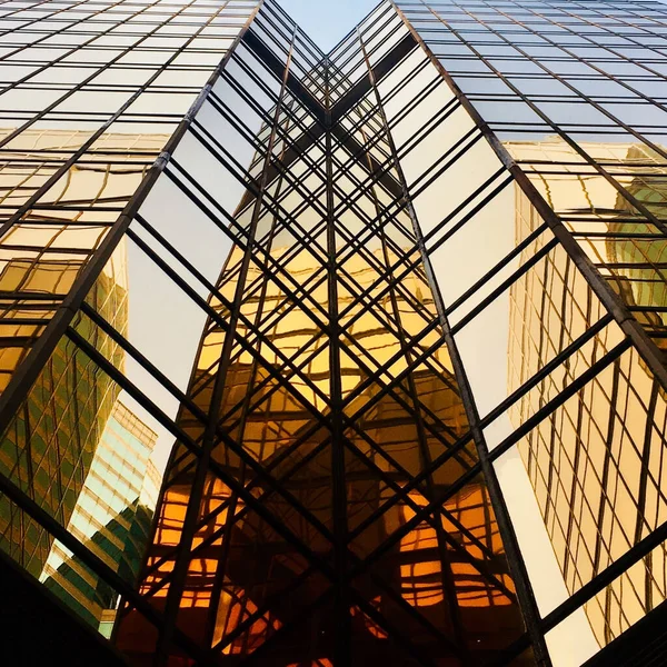 Low Angle Shot Modern Glass Buildings Sky — Stock Photo, Image