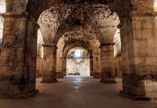 Ancient Roman Olive Oil Press Cellar Diocletian Palace Split Croatia — Stock Photo, Image