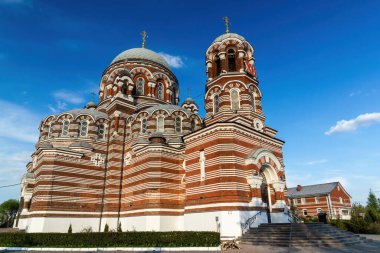 Rusya 'nın Kolomna kentindeki Tserkov Presvyatoy Troitsy Ortodoks Kilisesi' nin güzel bir manzarası