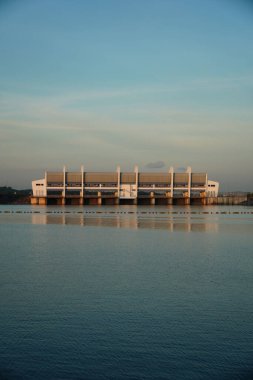 shot of a dam with reflections in the water
