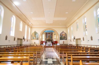 Nova Petropolis, Rio Grande do Sul, Brezilya - 19 Nisan 2022: Sao Lourenco Martir Kilisesi Linha İmparatorluk Köyü, Nova Petropolis 'in kırsal alanı