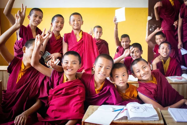 Group Young Monks Smiling Posing Classroom — Stockfoto