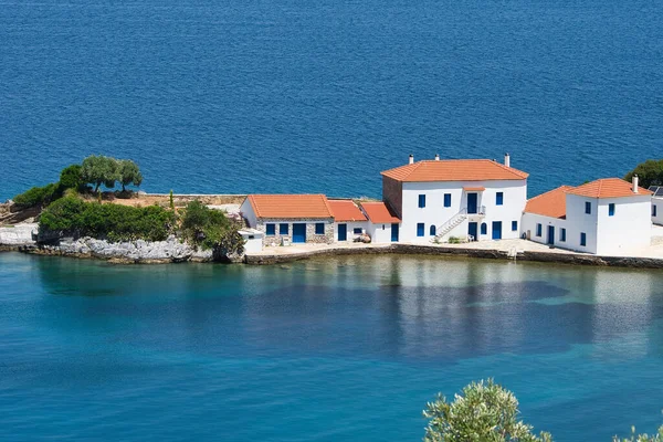 Arsitektur Yang Indah Rumah Tradisional Oleh Laut Yunani Tujuan Akhir — Stok Foto