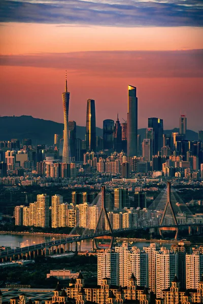 Vertical Shot Guangzhou Cityscape Canton Tower Sunset China — Stock Photo, Image