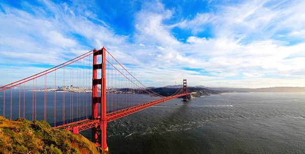 Uma Vista Deslumbrante Golden Gate Bridge São Francisco Califórnia Fundo — Fotografia de Stock