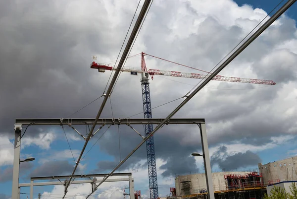 Low Angle Shot Cranes Construction Sites Cloudy Sky — Stockfoto