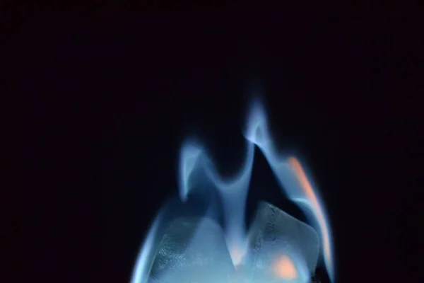 Macro Shot Burning Coal Blue Flame Isolated Black Background — Foto de Stock