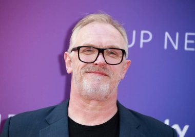 Greg Davies, 17 Mayıs 2022 'de Londra' da Royal Tiyatrosu 'nda düzenlenen Sky 