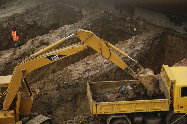 Aralık 2020 Bangladeş Dhaka Kazı Çalışmalarına Devam Ediliyor — Stok fotoğraf