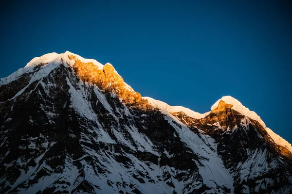 Вершины Горного Хребта Аннапурна Гималаях Непал — стоковое фото