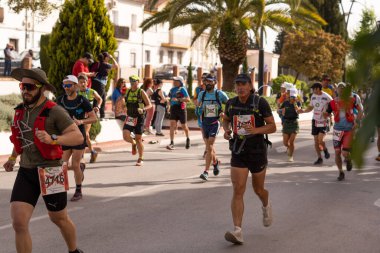 İspanya 'nın Ronda, Malaga kentindeki 101 kilometre yarışına yakın çekim