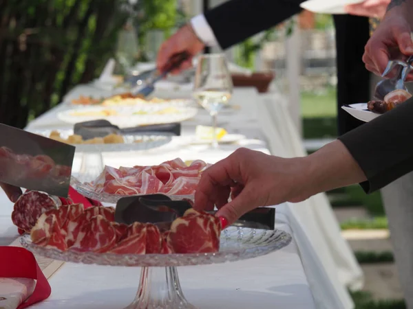 Catering Service Participants Event Picking Ham Sliced Curated Meats — Stock Photo, Image