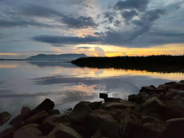 Beautiful Sunset Lake — Stock Photo, Image