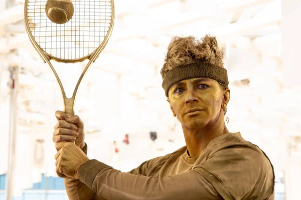 Tennis Player Gold Paint — Stock Photo, Image