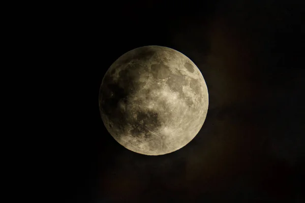 Lua Cheia Brilhante Céu Escuro — Fotografia de Stock