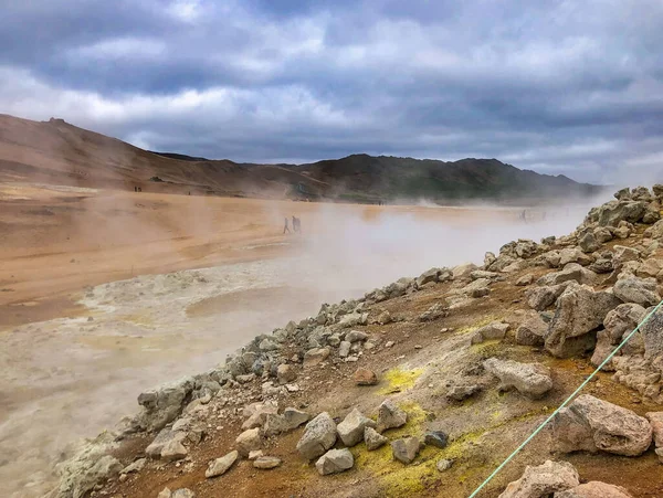 Widok Obszar Geotermalny Hverir Północy Islandii Pobliżu Jeziora Myvatn — Zdjęcie stockowe