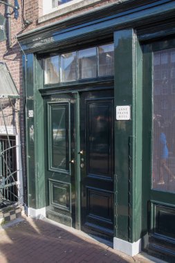 Amsterdam, Hollanda 'da bir açık mağazanın dikey çekimi