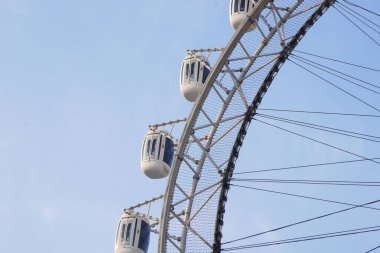 Şangay, Çin 'de dönme dolaba yakın çekim.