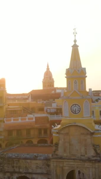 Vertical Footage Cartagena Clock Tower Sunset Puerta Del Reloj Colombia — 비디오