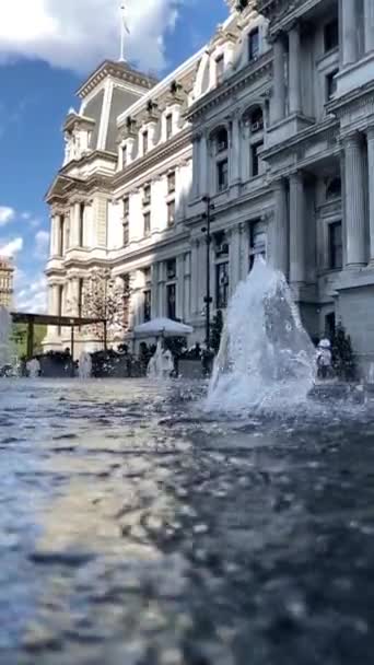 View Water Fountain Independence Hall Philadelphia Slow Motion — Video Stock