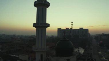 Pakistan 'ın Rawalpindi kentindeki bir caminin hava görüntüleri.