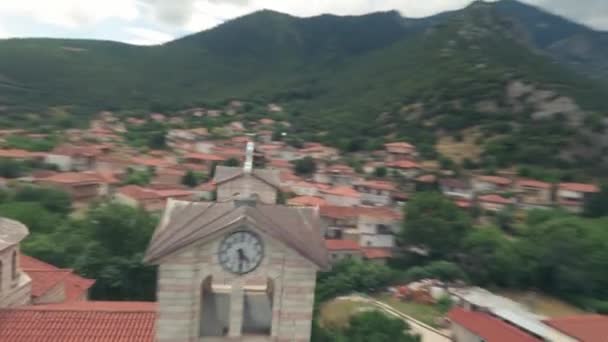 Fpv Drone Που Φέρουν Γύρω Από Την Εκκλησία — Αρχείο Βίντεο