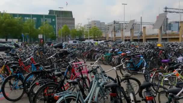 Lot Bikes Eindhoven Central Station Amsterdam Netherlands — Stockvideo