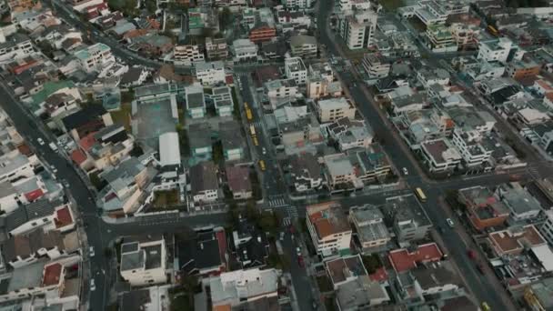 Μια Εναέρια Άποψη Της Πόλης Κίτο Στο Εκουαδόρ Κάτω Από — Αρχείο Βίντεο