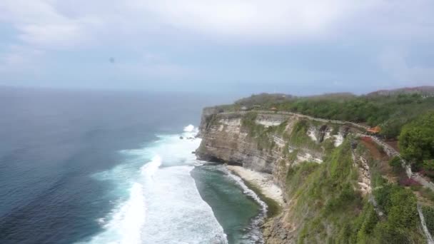 Aerial View Cliff Beautiful Beach Bali — Wideo stockowe