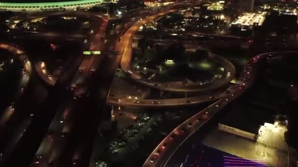 Time Lapse Shot Traffic Freeway Interchange Revealing Downtown Los Angeles — Stok video
