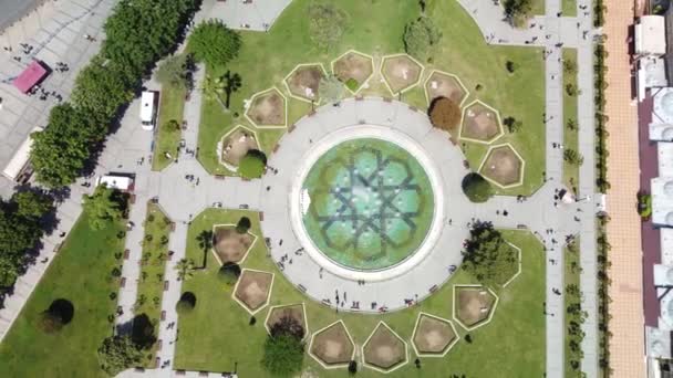 土耳其伊斯坦布尔城市喷泉的美丽空中俯瞰 — 图库视频影像
