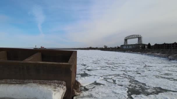 View Abandoned Wooden Boat Shore Duluth Minnesota — Stock videók