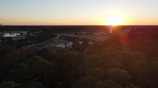 Прекрасний Знімок Над Перехрестям Парками Під Час Заходу Сонця — стокове відео