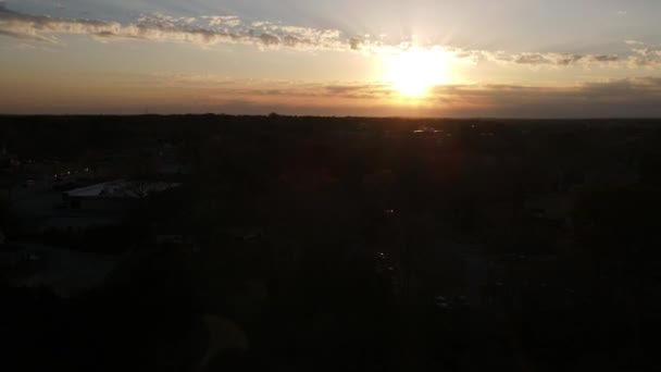 一架无人驾驶飞机向日落飞去的时差 — 图库视频影像