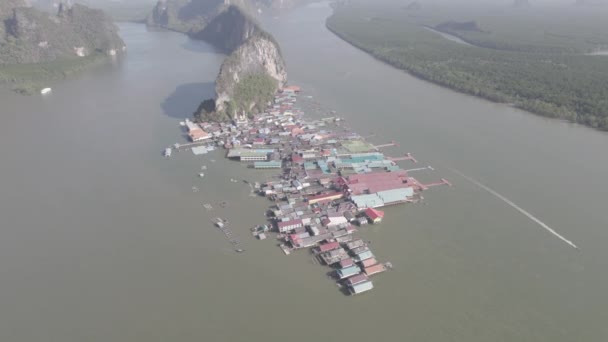 Aerial View Small Town Surrounded River — Stok video