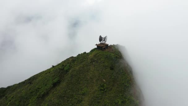 Aerial Footage Moanalua Valley Trail Haiku Stairs Hiking Route Oahu — Vídeo de stock