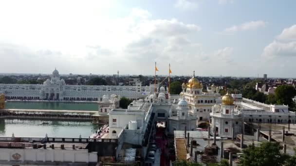 Aerial View Golden Temple Harminder Sahib Sikh Temple — Stockvideo