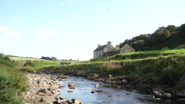 Abandoned Farmhouse River Dunbeath Strath Scottish Highlands — Stok video