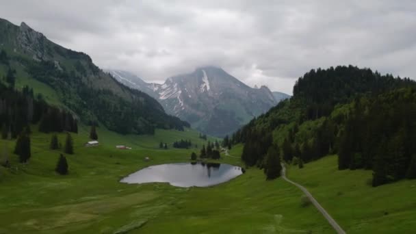 Drone Shot Graeppelensee Appenzell Alps Switzerland — Stockvideo
