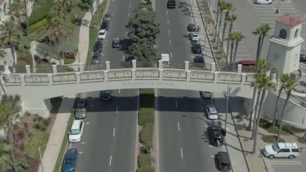 Aerial View Busy Highway Huntington Beach Seaside City Orange County — Video