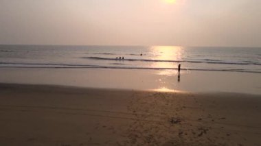 Güzel bir sahil manzarası