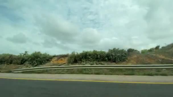 早上在高速公路上飞驰的车窗 — 图库视频影像