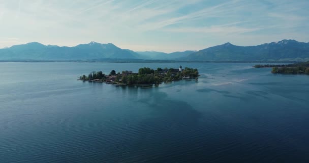 Drönarbild Gstadt Chiemsee Liten Turistisk Stad Havet Bayern Med Berg — Stockvideo