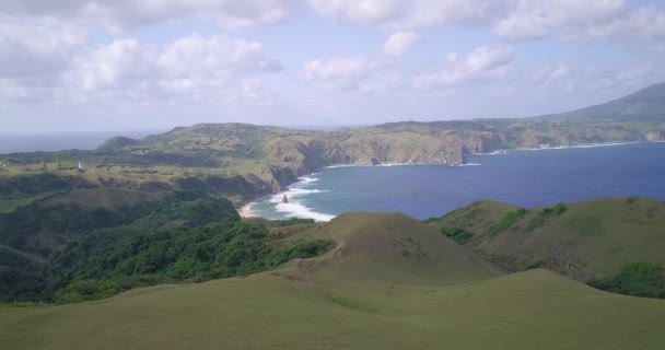 Breathtaking Drone Footage Mountainous Shore Basco Batanes Philippines — Stok video