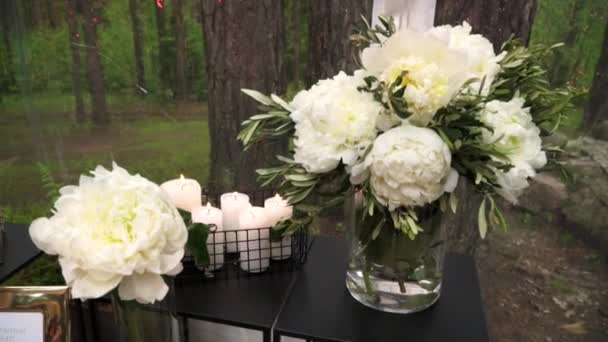 Готовый Вечеринке Вид Свадебные Цветы Украшения Свечах — стоковое видео