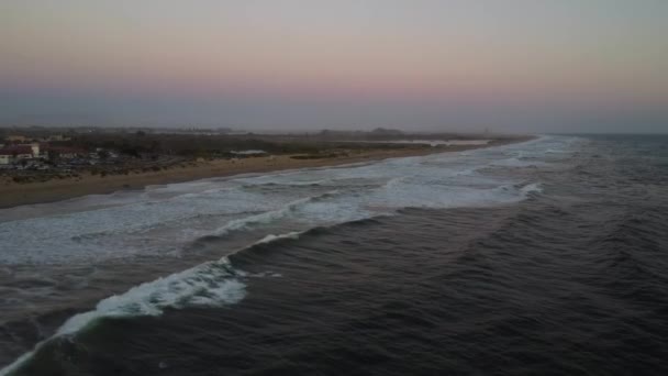 Mesmerizing View Beach Sunset Beautiful Waves Pastel Sky — Stok video
