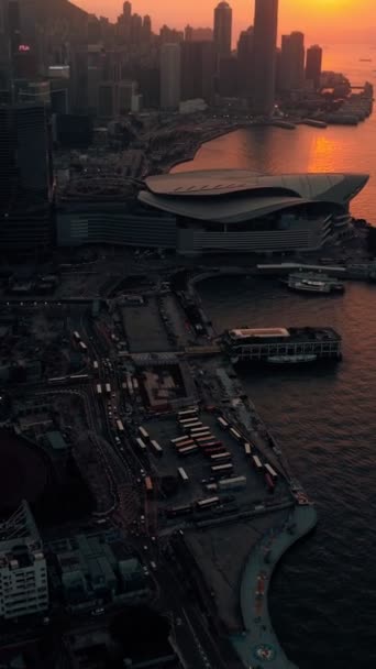 Widok Lotu Ptaka Kultowego Hongkongu Panorama Podczas Zachodu Słońca — Wideo stockowe