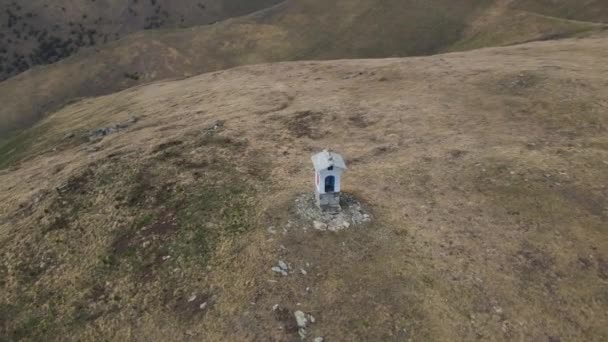 Drone Shot Small Christian Sanctuary Top Dry Mountain — Stockvideo