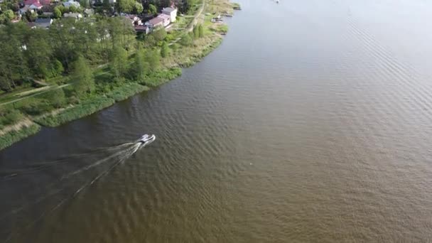 Aerial View Boat Sailing Lake Zegrze Poland — Vídeos de Stock